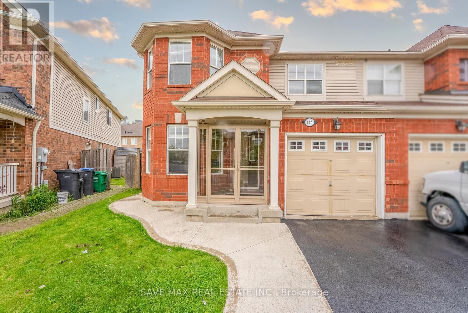 114 DECKER HOLLOW CIRCLE, Brampton, Ontario