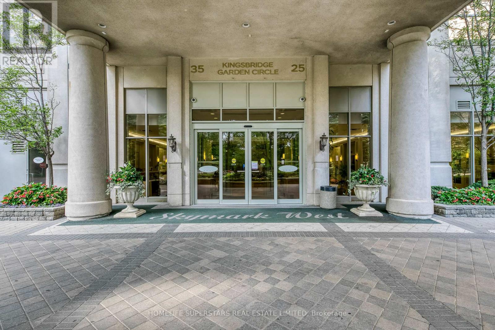 Property at 2808 - 25 KINGSBRIDGE GARDEN CIRCLE image 3