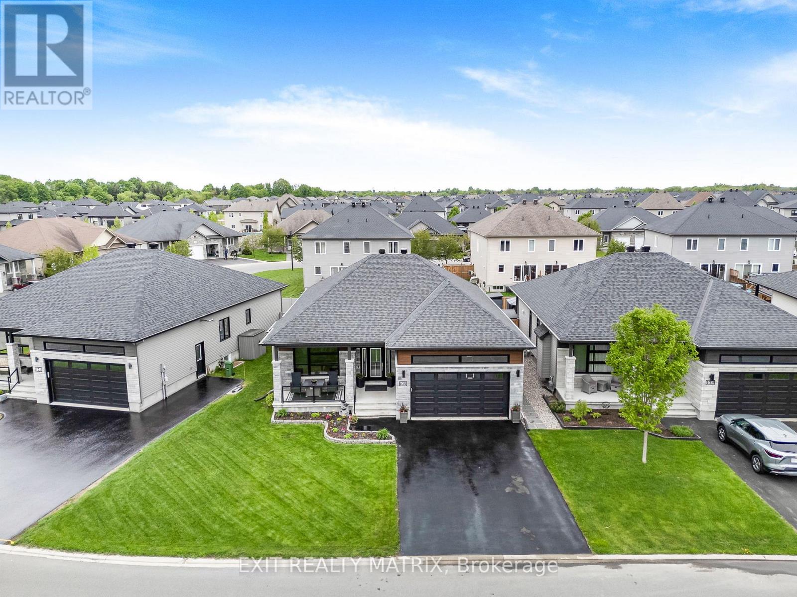 105 Lyon Street, Russell, Ontario  K0A 1M0 - Photo 30 - X12168661