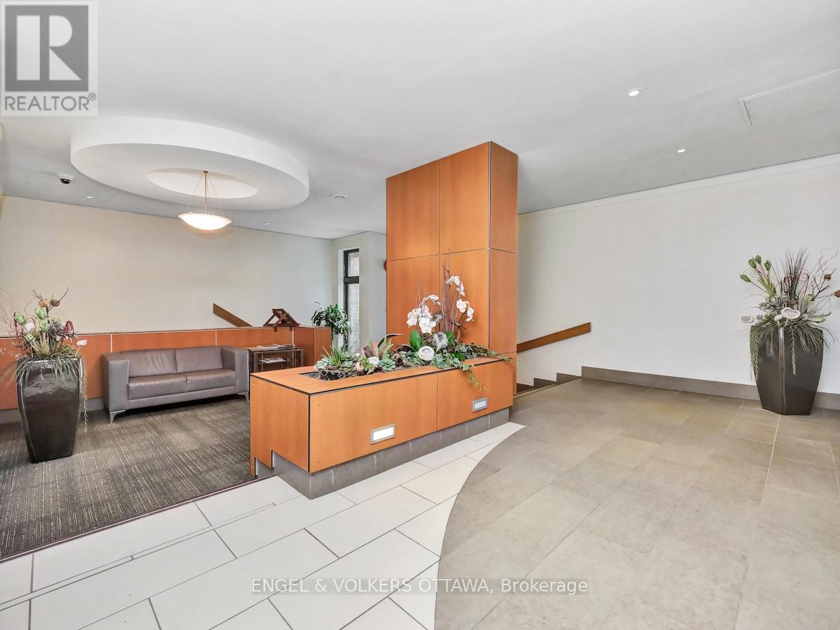 406 - 373 Laurier Avenue E, Ottawa, Ontario  K1N 8X6 - Photo 5 - X12168712