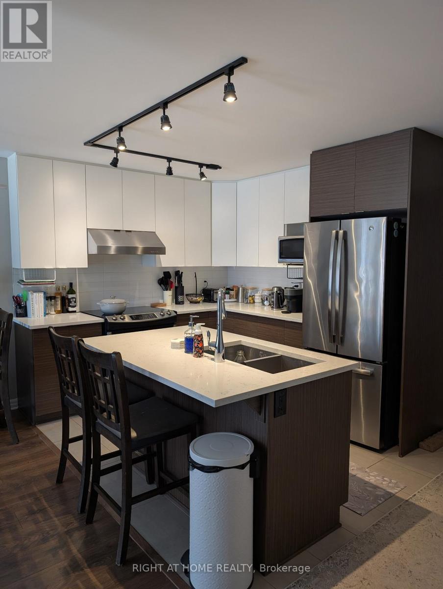 1 - 307 Picton Avenue, Ottawa, Ontario  K2Z 6V4 - Photo 2 - X12168730