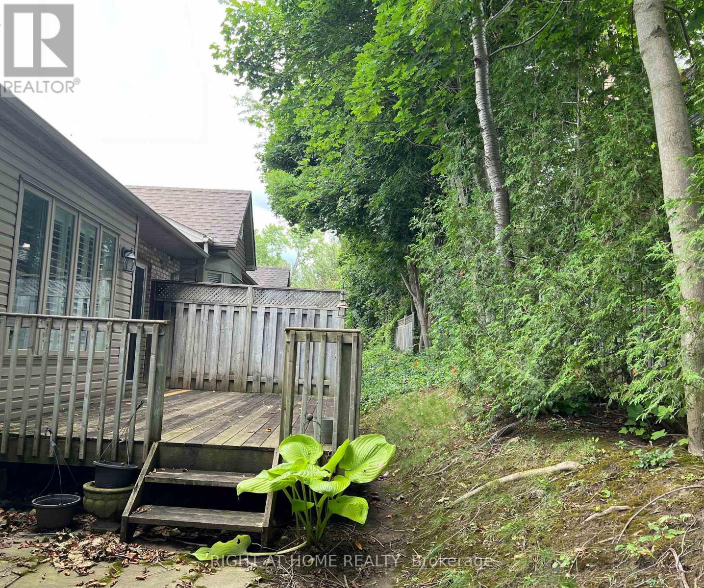 7 - 1574 Richmond Street, London North, Ontario  N6G 5H7 - Photo 23 - X12168545