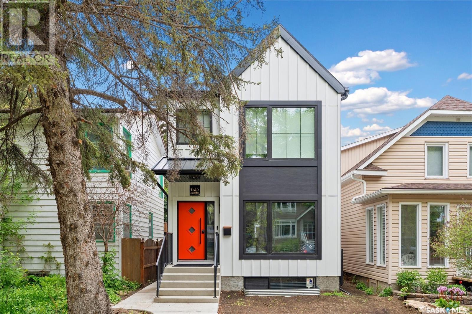 Property at 625 6th STREET E image 1