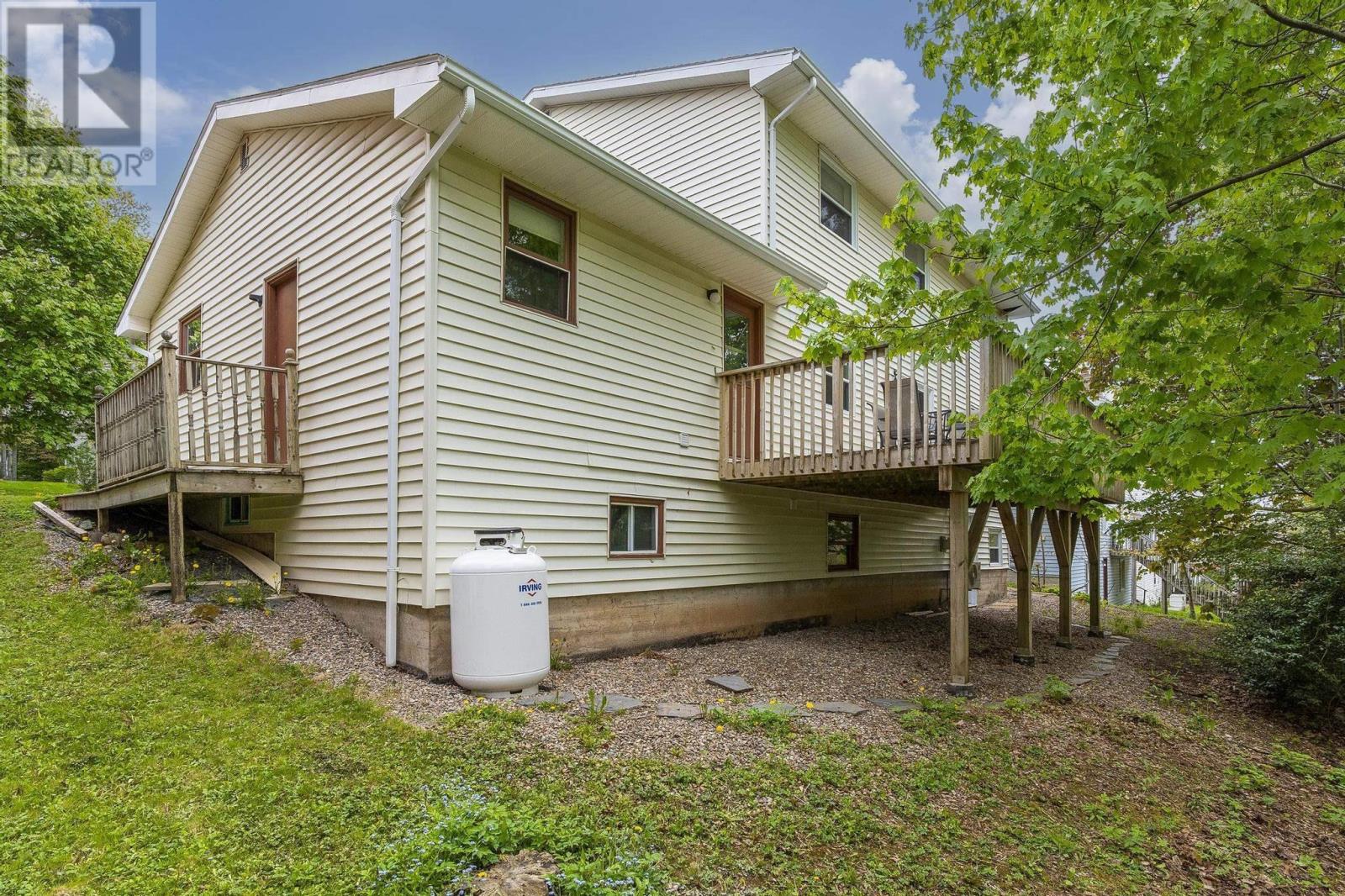90 Riverview Crescent, Bedford, Nova Scotia  B4A 2X4 - Photo 41 - 202511880