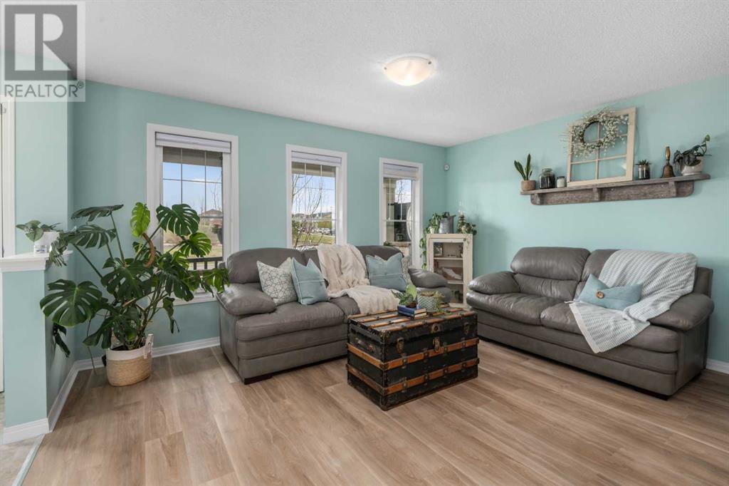 14 Windford Drive Sw, Airdrie, Alberta  T4B 2Z7 - Photo 7 - A2218978