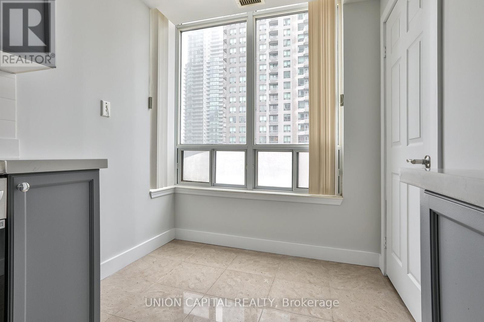 507 - 8 Hillcrest Avenue, Toronto, Ontario  M2N 6Y6 - Photo 10 - C12168738