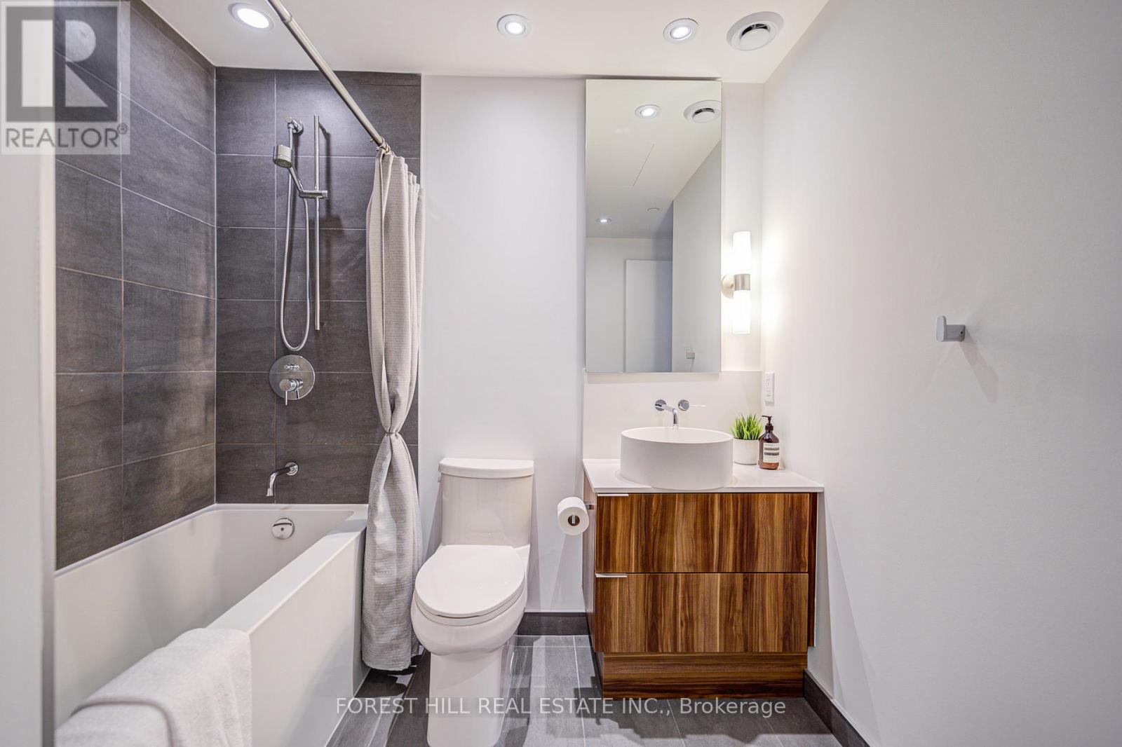 2501 - 185 Roehampton Avenue, Toronto, Ontario  M4P 0C6 - Photo 14 - C12168757