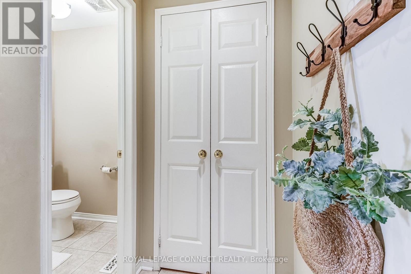 Property at 29 ANDONA CRESCENT image 4
