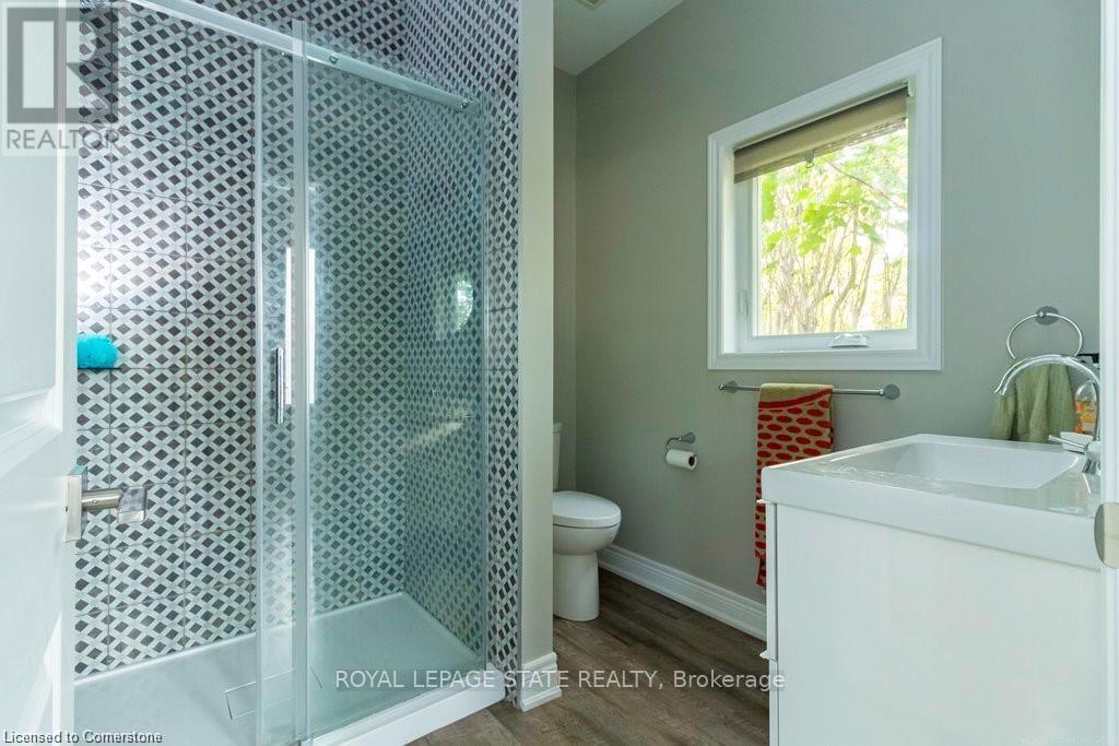183 Sunnyridge Road, Hamilton, Ontario  L0R 1R0 - Photo 35 - X12158667