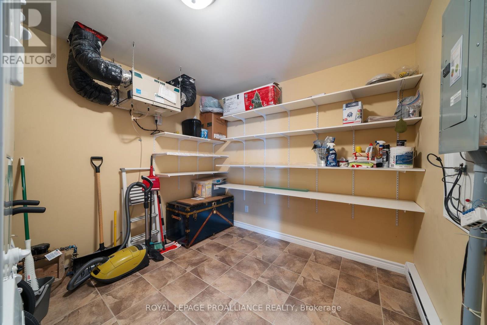 703 - 325 Densmore Road, Cobourg, Ontario  K9A 0E4 - Photo 18 - X12168536
