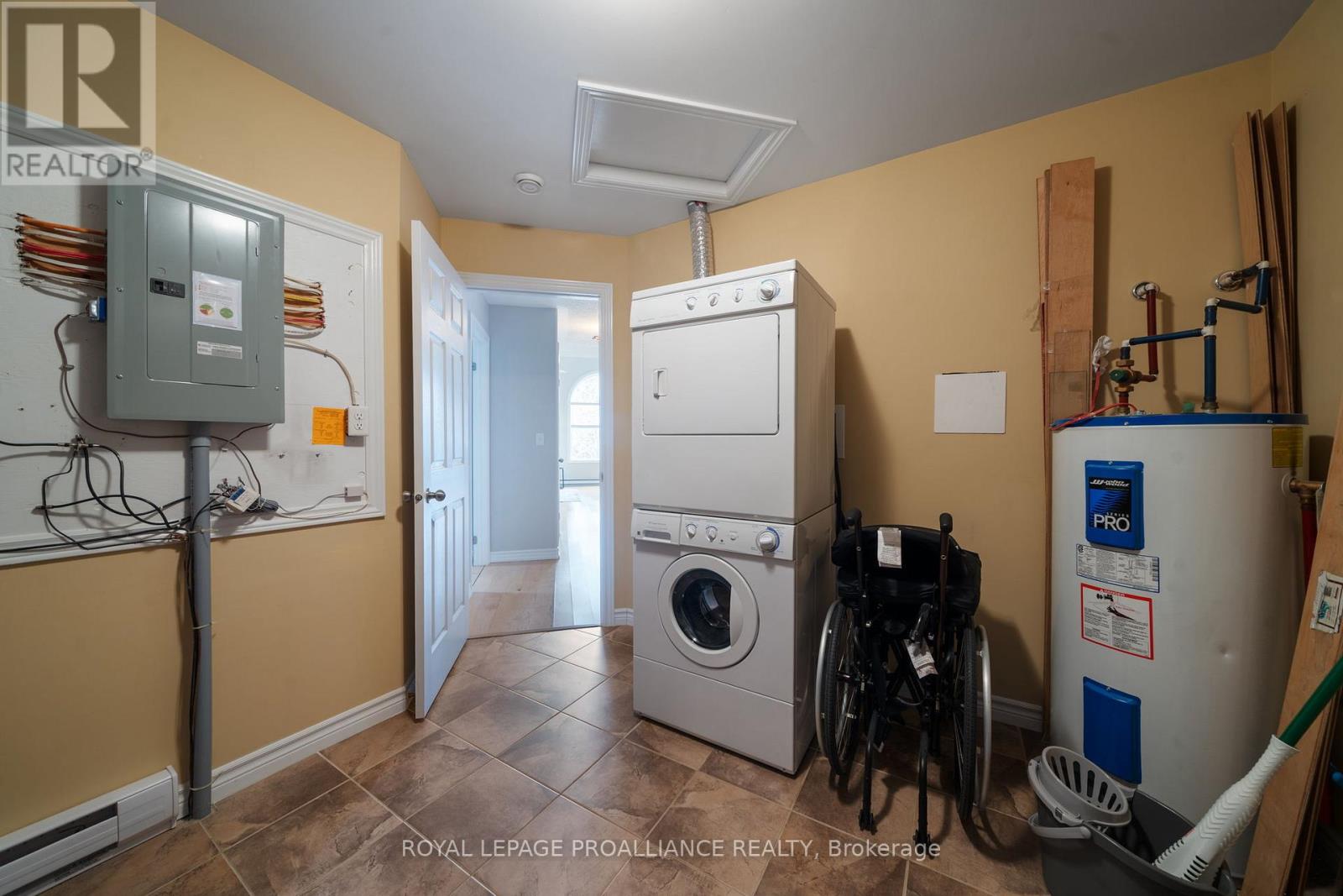 703 - 325 Densmore Road, Cobourg, Ontario  K9A 0E4 - Photo 19 - X12168536