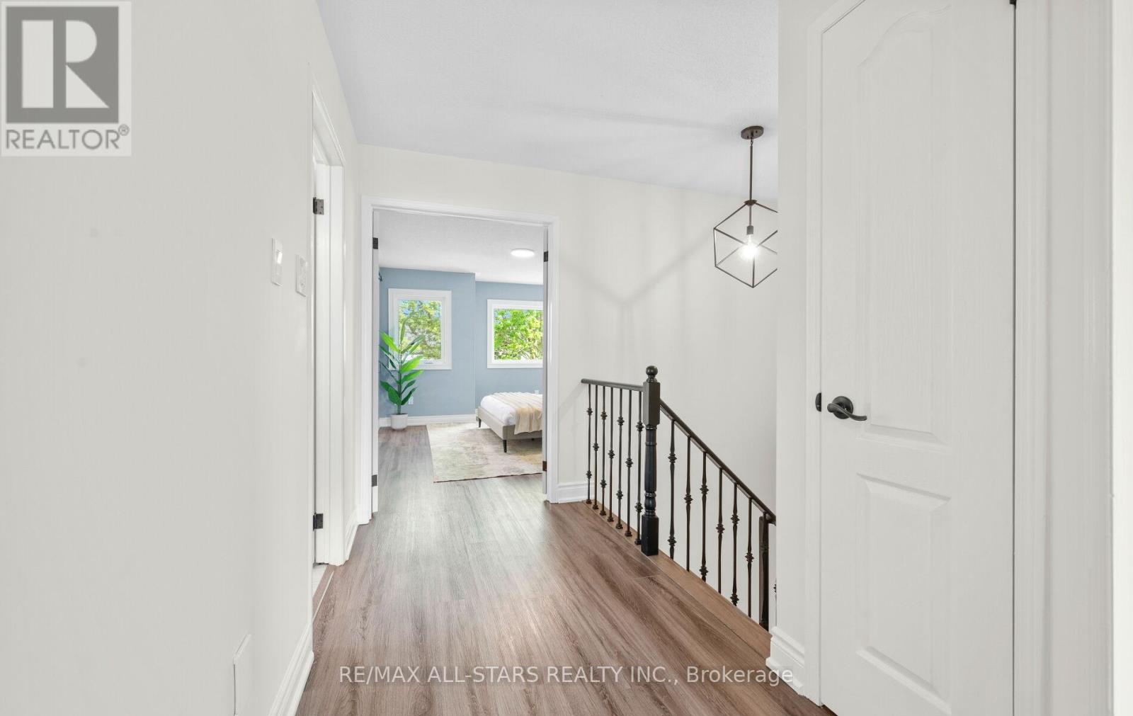 58 Woodroof Crescent, Aurora, Ontario  L4G 7H4 - Photo 25 - N12168717