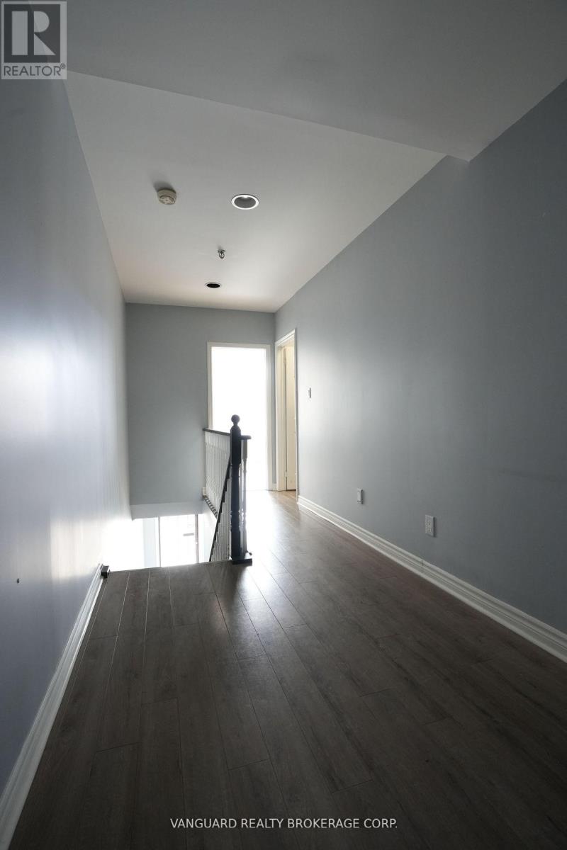 13 - 410 Chrislea Road, Vaughan, Ontario  L4L 8B5 - Photo 12 - N12168746
