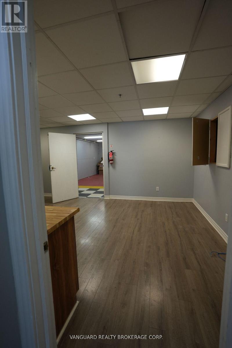 13 - 410 Chrislea Road, Vaughan, Ontario  L4L 8B5 - Photo 18 - N12168746