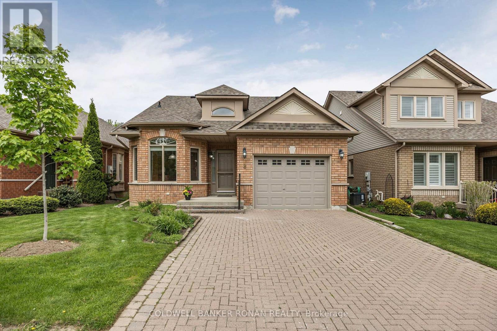 9 - 8 MALIBU MANOR W, New Tecumseth, Ontario