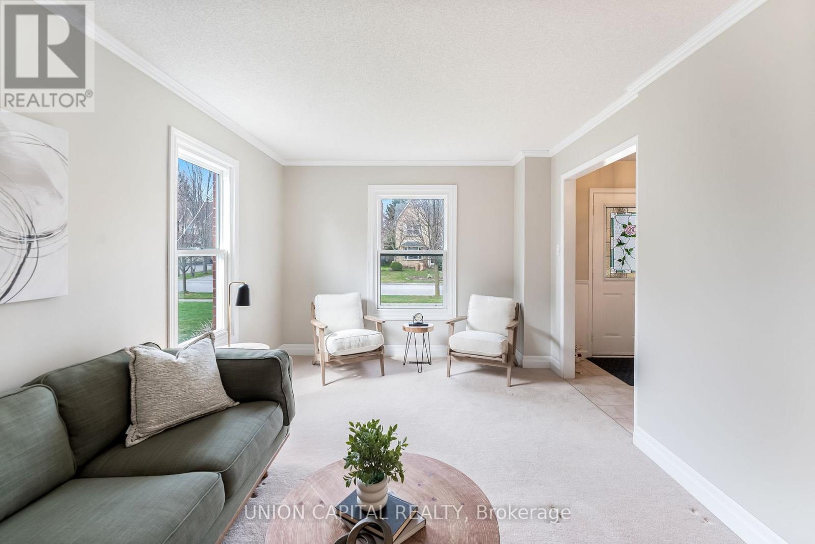 37 Carmody Lane, Uxbridge, Ontario  L9P 1A5 - Photo 7 - N12168785