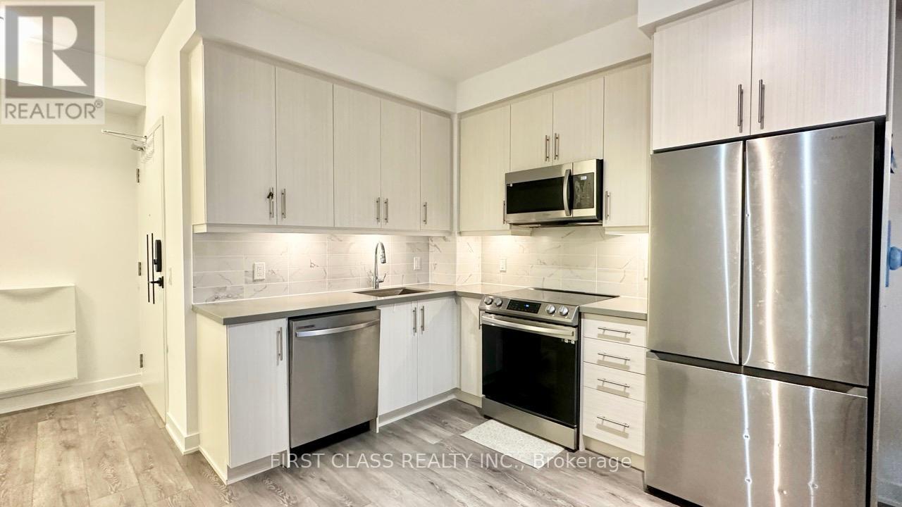 1406 - 105 Oneida Crescent, Richmond Hill, Ontario  L4B 0H6 - Photo 2 - N12168814