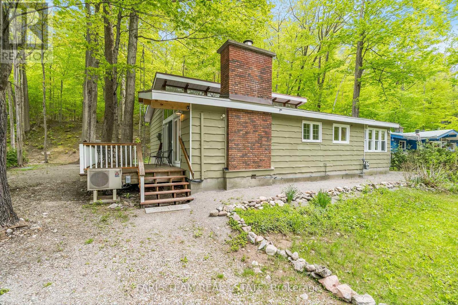 Property at 105 SILVER BIRCH DRIVE image 3