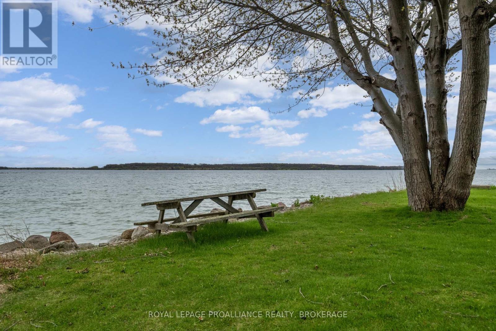 4205 Highway 96, Frontenac Islands, Ontario  K0H 2Y0 - Photo 37 - X12168873