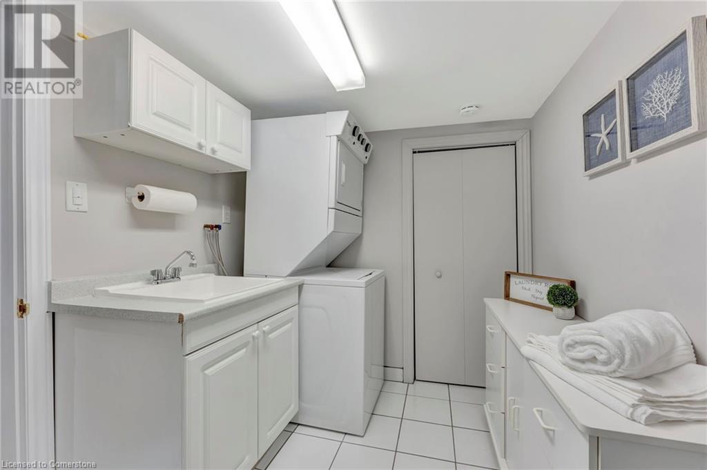 1554 Venetia Drive, Oakville, Ontario  L6L 1K7 - Photo 28 - 40689267