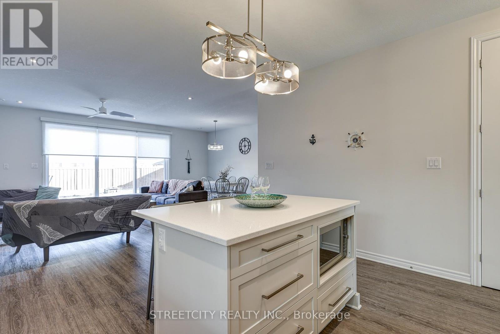 437 George Street, Central Elgin, Ontario  N5L 0B1 - Photo 14 - X12168857