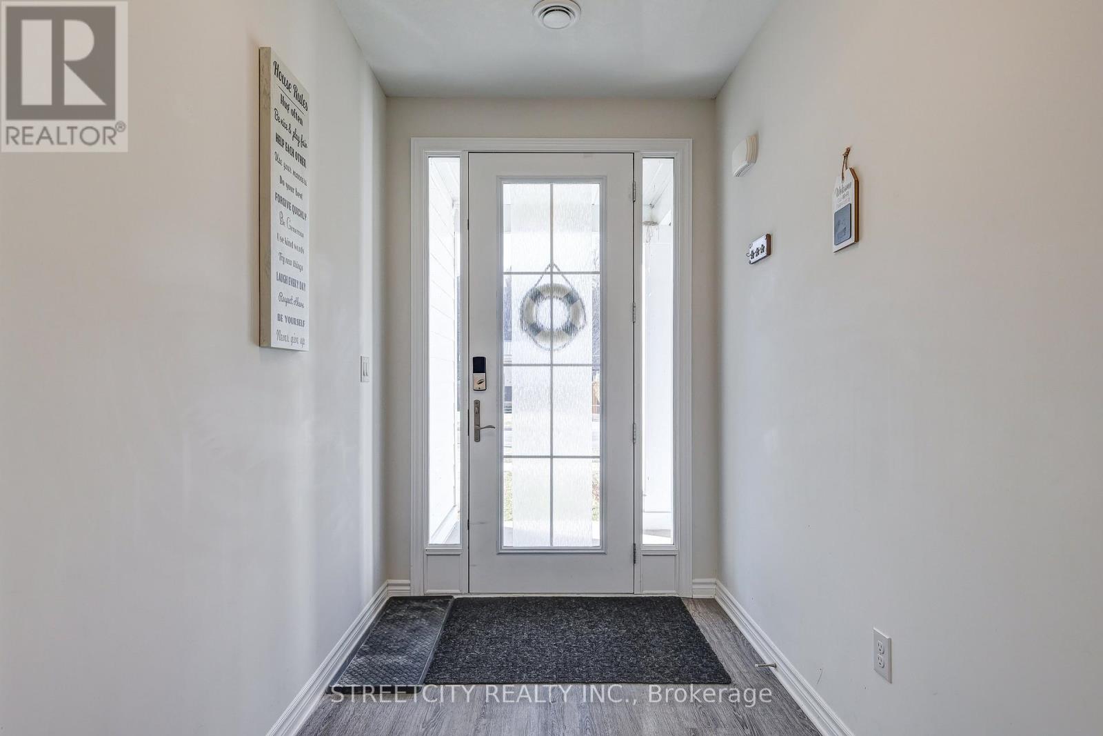 437 George Street, Central Elgin, Ontario  N5L 0B1 - Photo 5 - X12168857