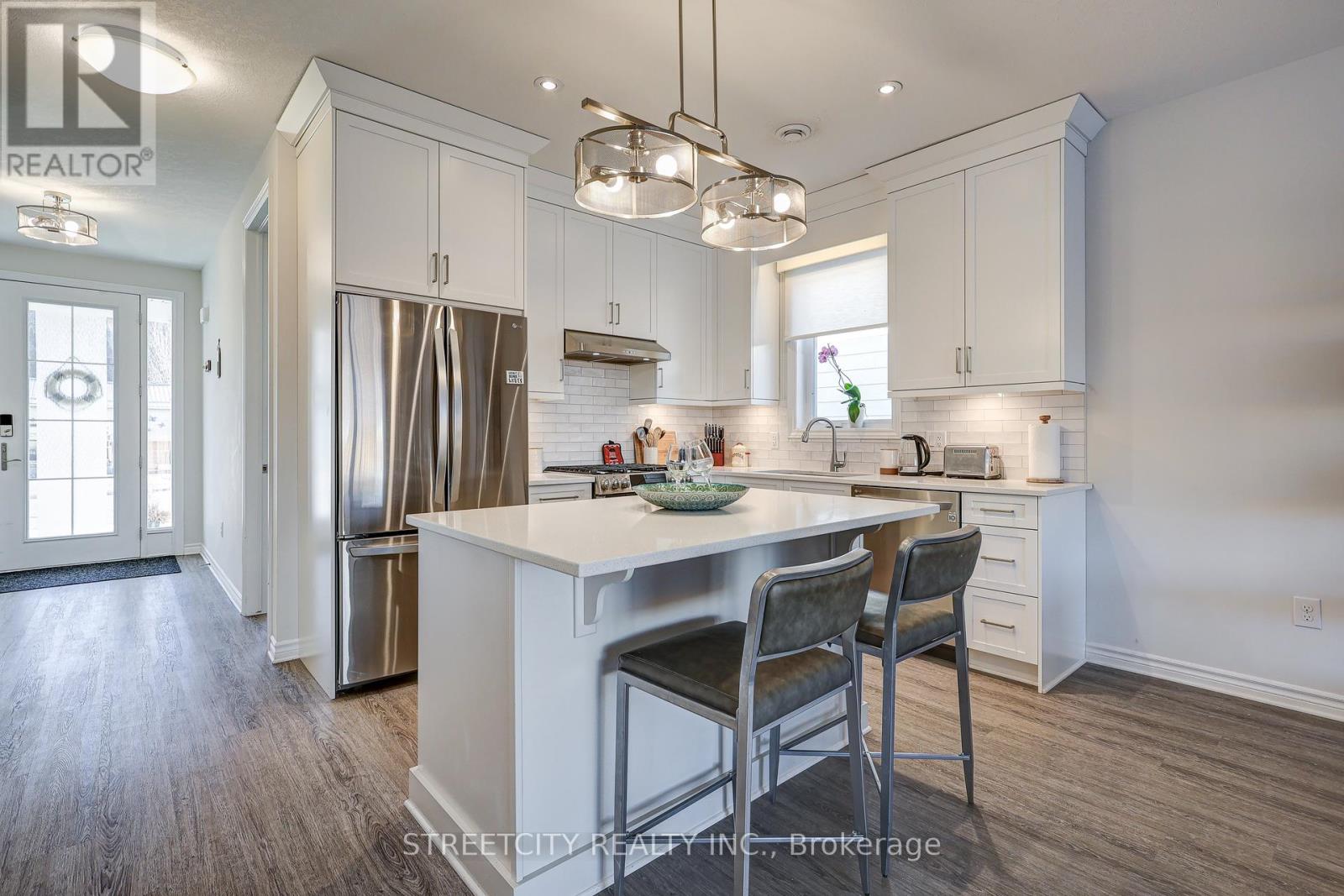 437 George Street, Central Elgin, Ontario  N5L 0B1 - Photo 9 - X12168857