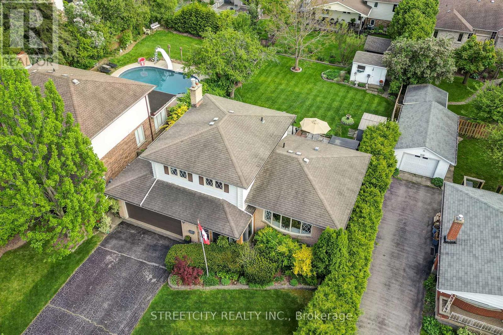 531 Elm Street, St. Thomas, Ontario  N5R 1K6 - Photo 2 - X12168881