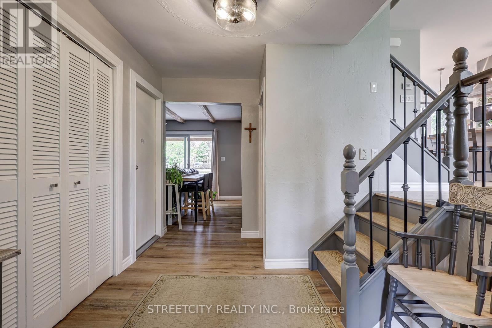 Photo 8 of 50 for 531 Elm Street