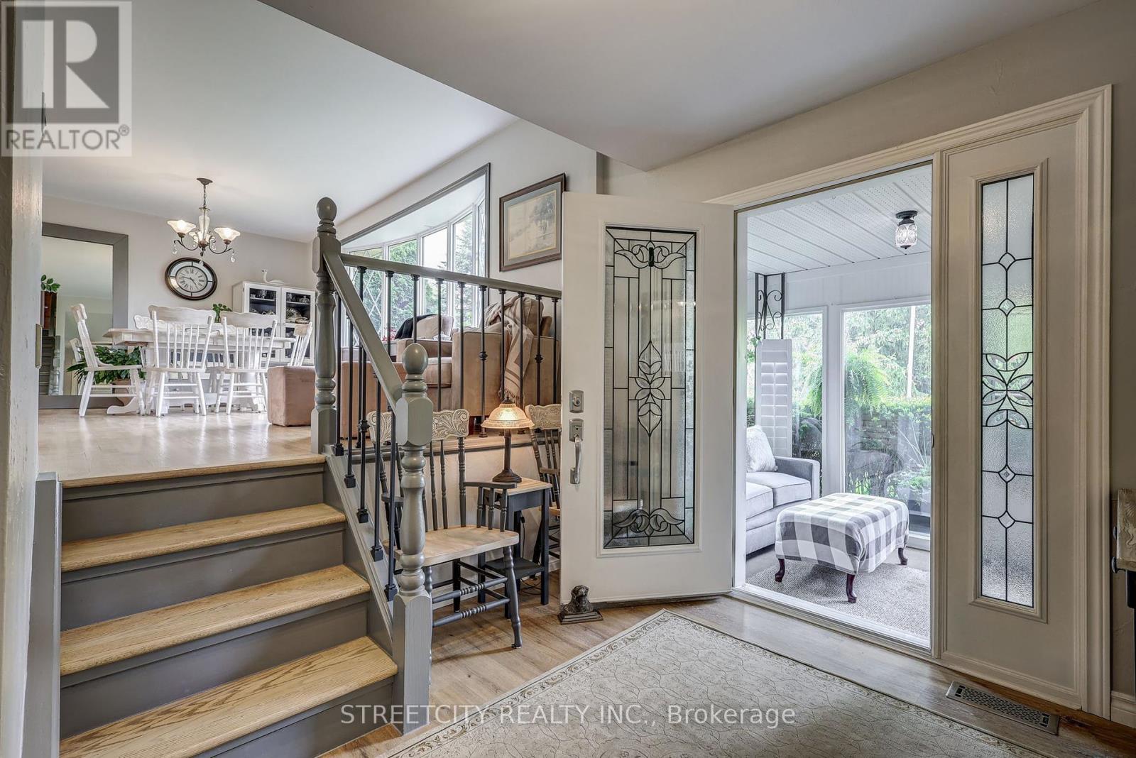 Photo 9 of 50 for 531 Elm Street