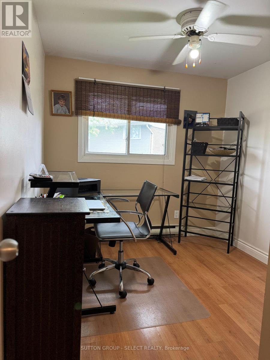 639 Griffith Street, London South, Ontario  N6K 2S5 - Photo 8 - X12168912