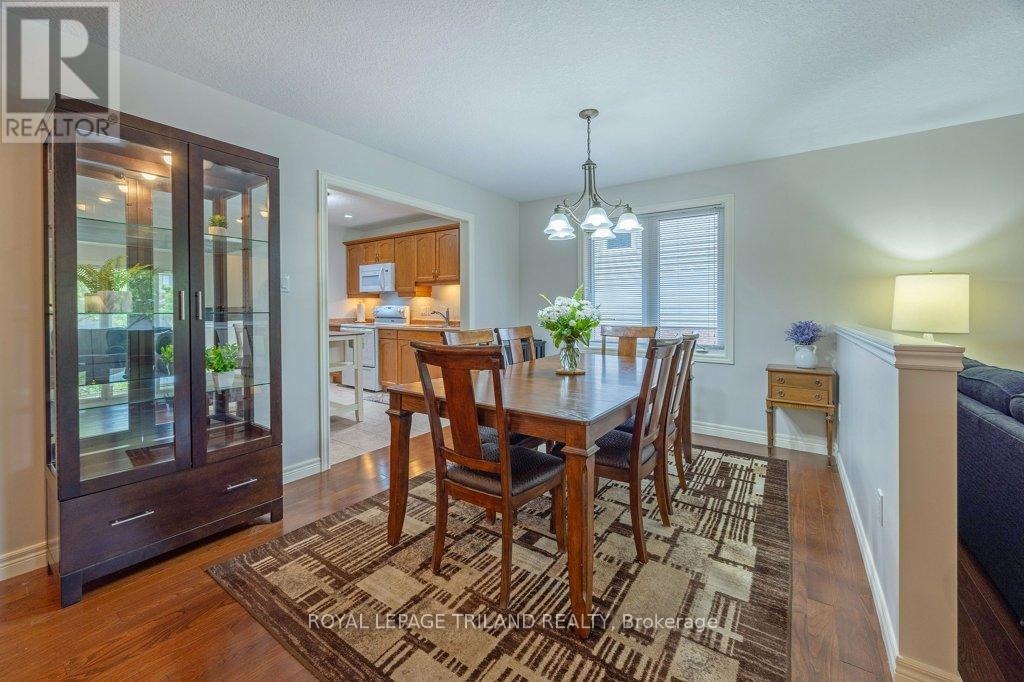 Photo 9 of 35 for 106 Hagerman Crescent