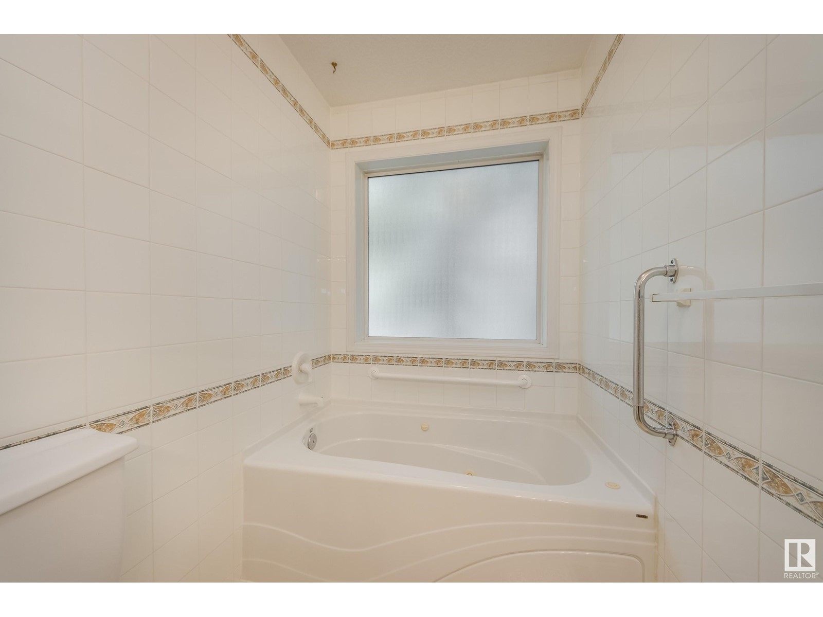 122 Falconer Co Nw, Edmonton, Alberta  T6R 2V8 - Photo 21 - E4438081