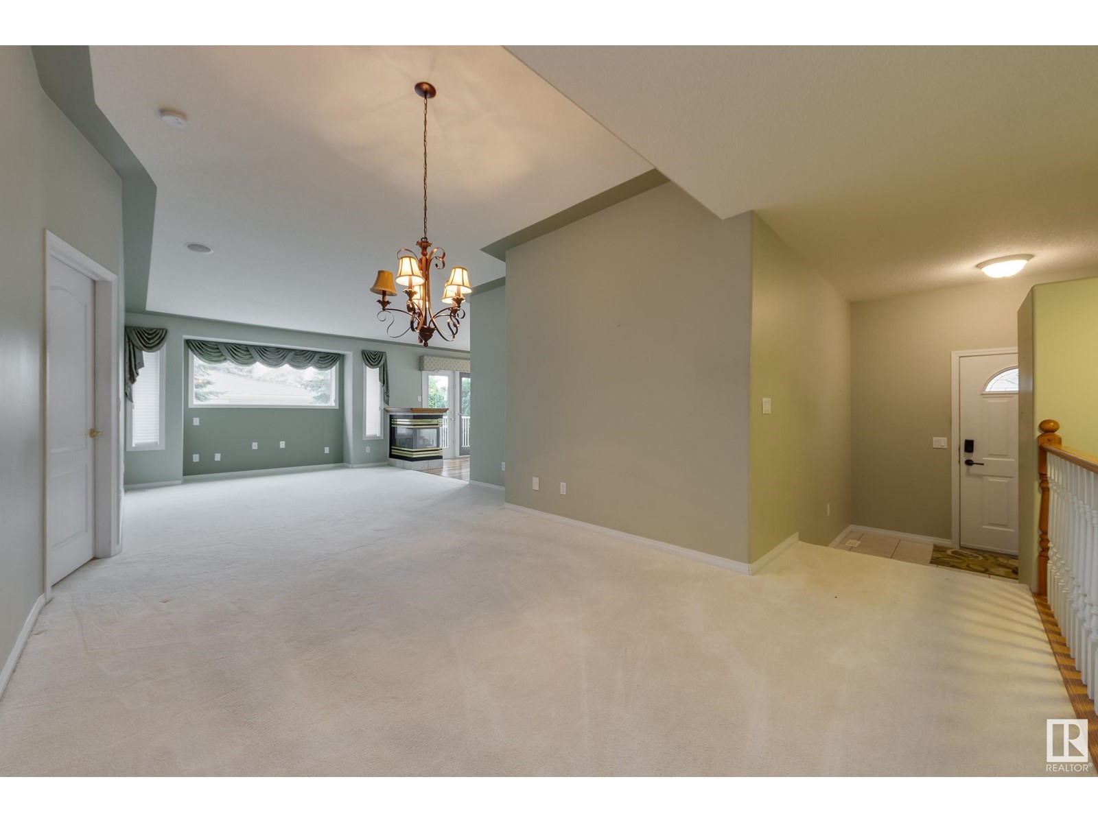 122 Falconer Co Nw, Edmonton, Alberta  T6R 2V8 - Photo 6 - E4438081