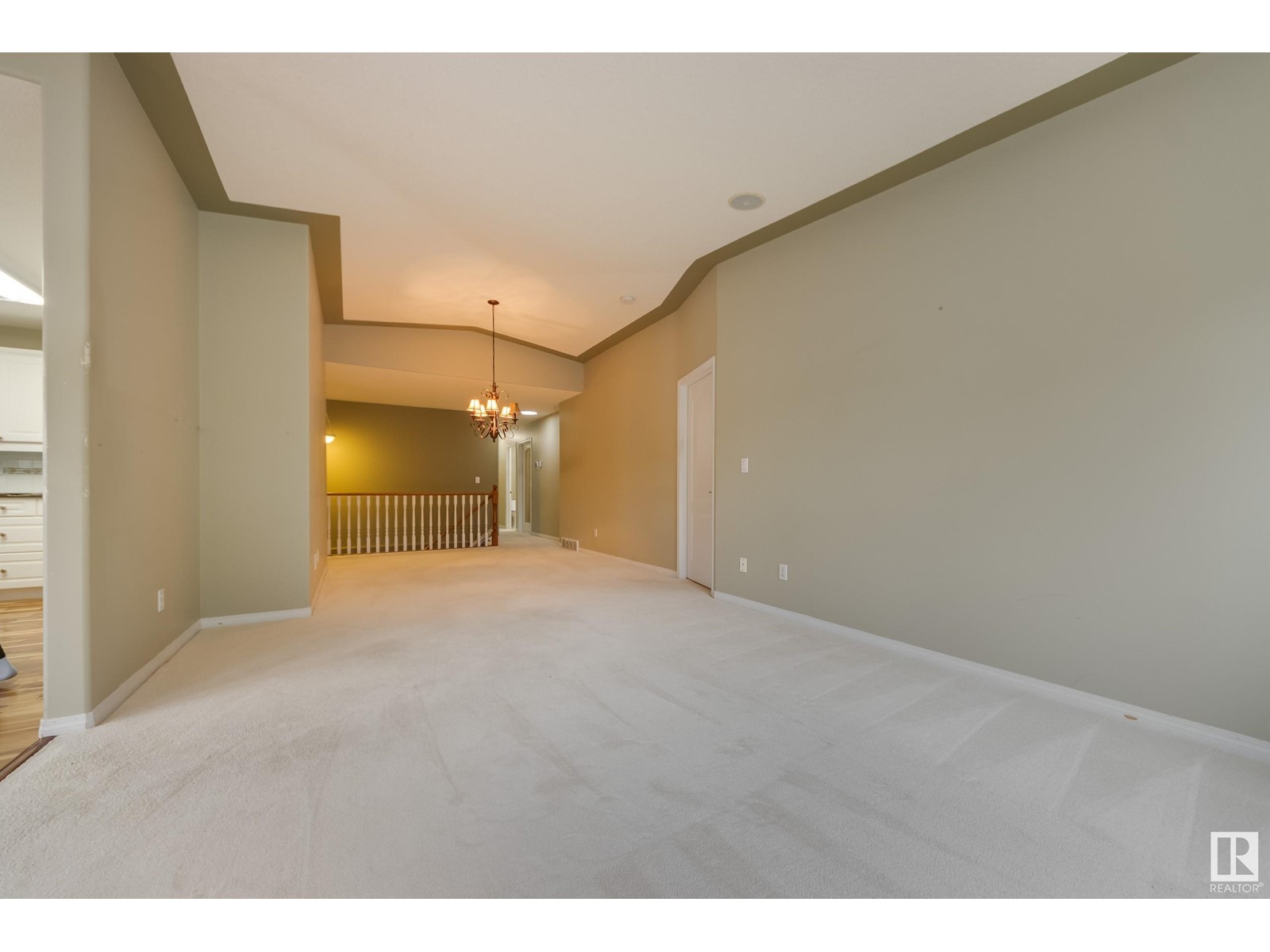 122 Falconer Co Nw, Edmonton, Alberta  T6R 2V8 - Photo 9 - E4438081
