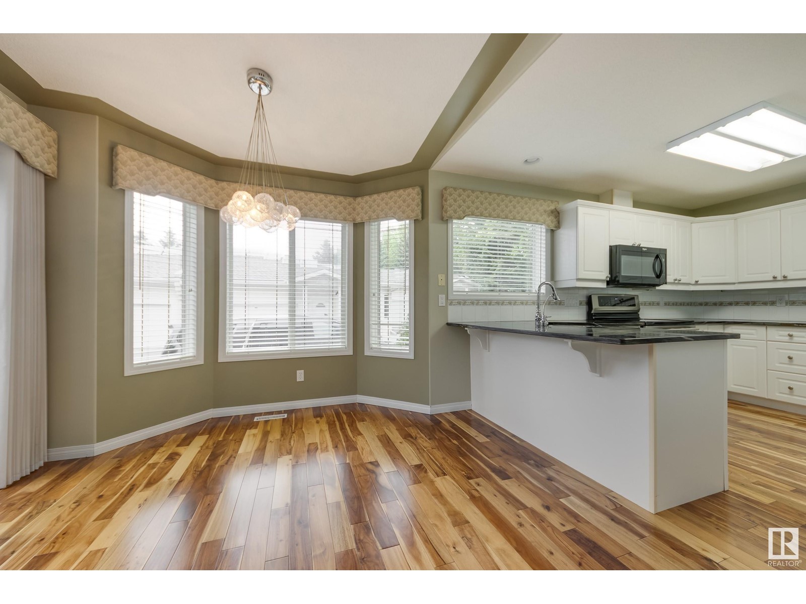 122 Falconer Co Nw, Edmonton, Alberta  T6R 2V8 - Photo 12 - E4438081