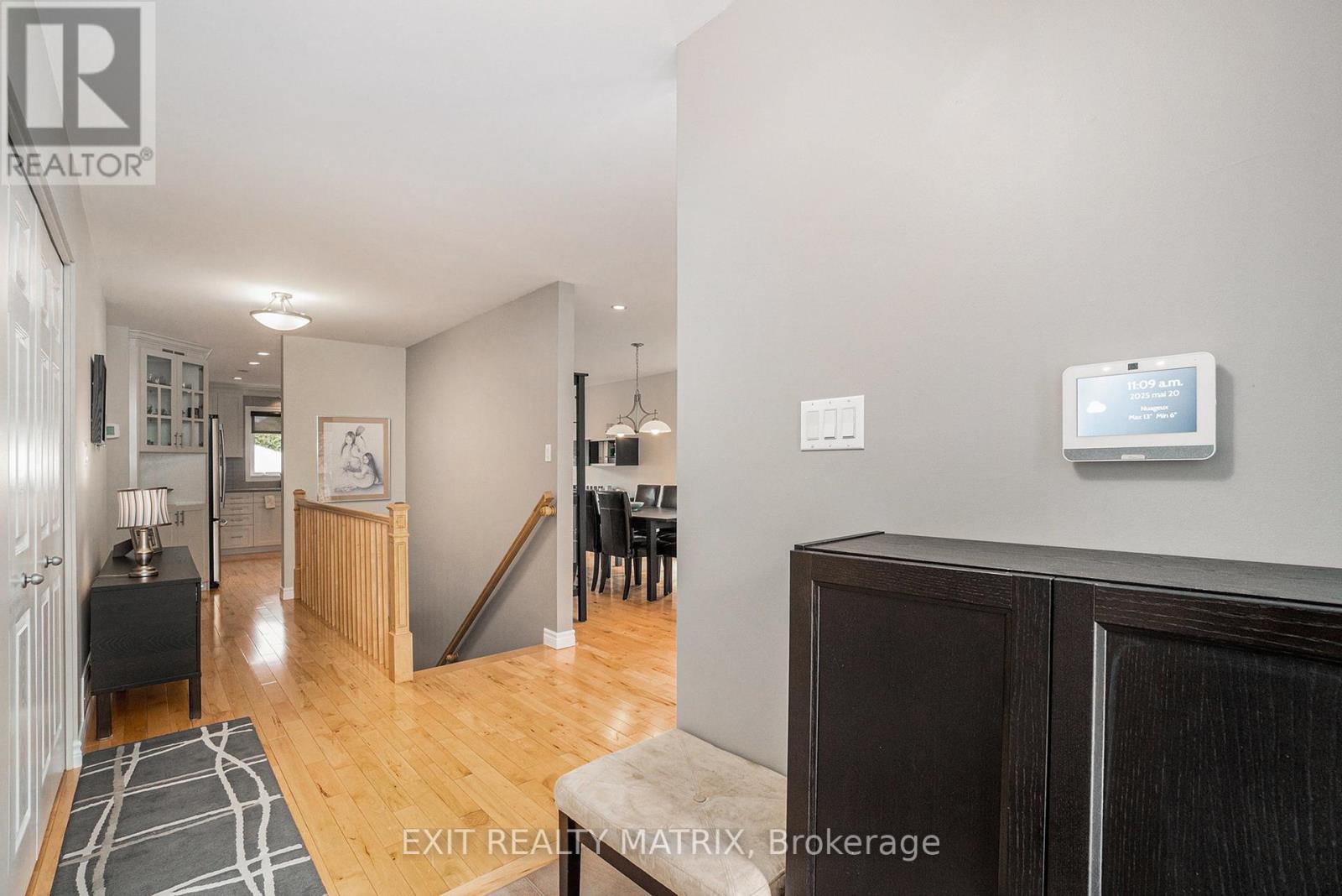 Property at 209 JASPER CRESCENT image 3