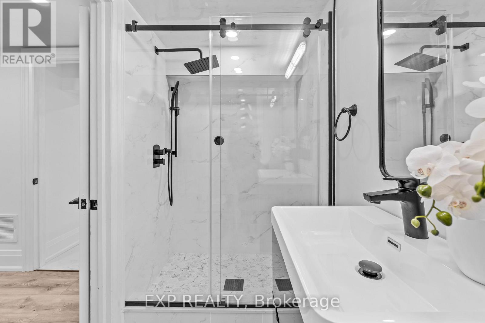 298 Keele Street, Toronto, Ontario  M6P 2K4 - Photo 41 - W12167314
