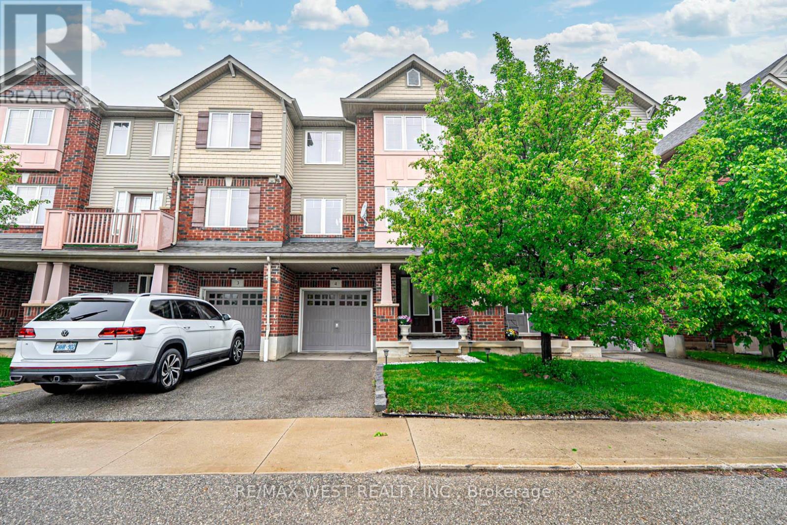 04 - 3050 Rotary Way, Burlington (Alton), Ontario  L7M 0G8 - Photo 3 - W12168631