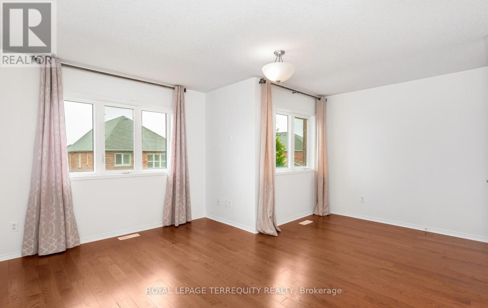 3298 Sunlight Street, Mississauga (Churchill Meadows), Ontario  L5M 0G8 - Photo 23 - W12168668