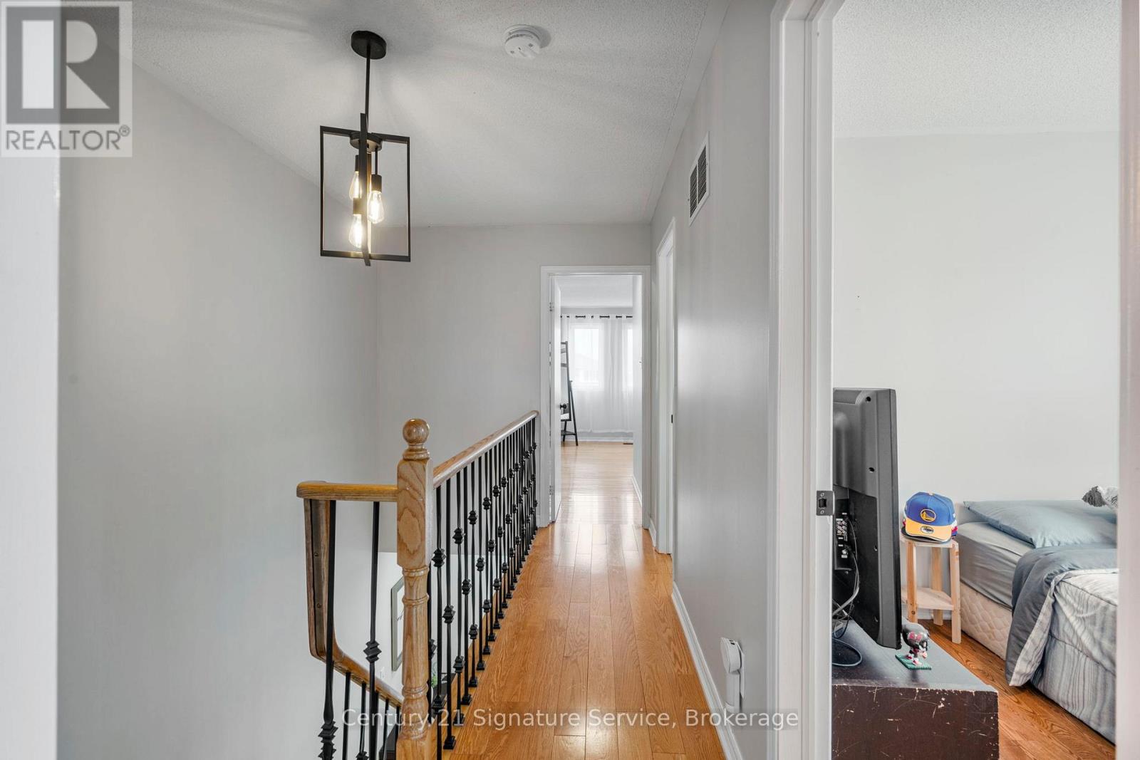 80 Dutch Crescent, Brampton, Ontario  L6Y 3X1 - Photo 11 - W12168671