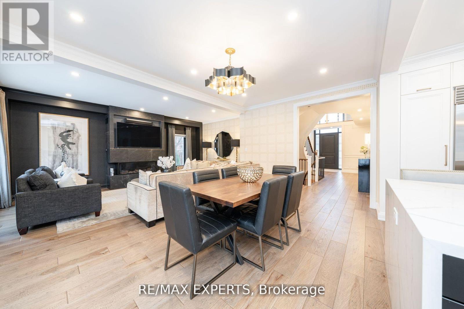 5380 Vail Court, Mississauga, Ontario  L5M 6G9 - Photo 14 - W12168755