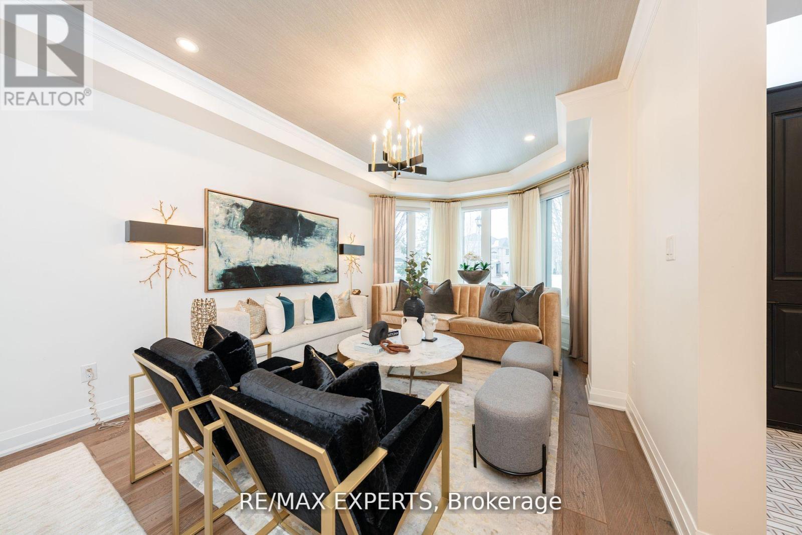 5380 Vail Court, Mississauga (Central Erin Mills), Ontario  L5M 6G9 - Photo 16 - W12168755