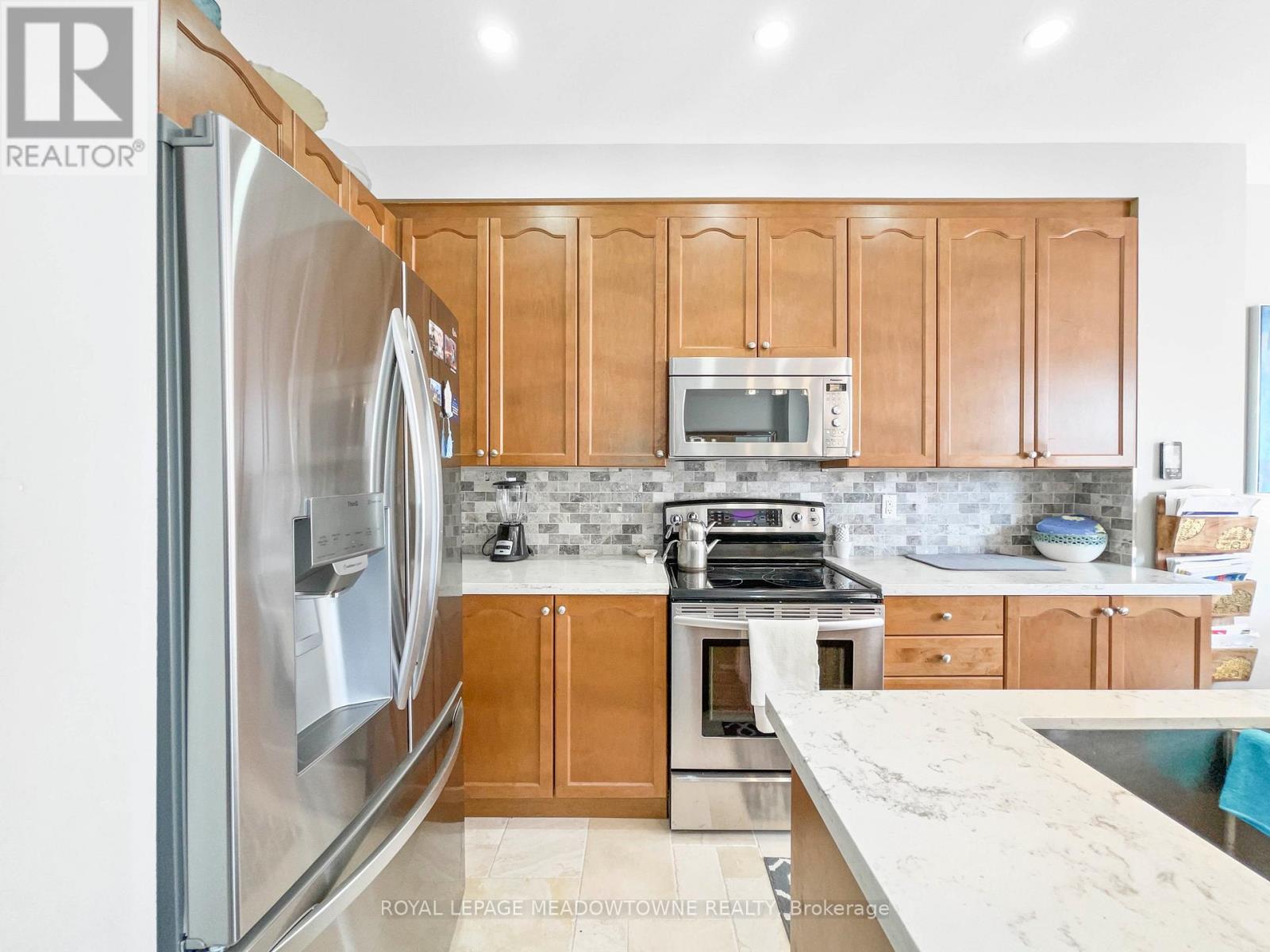 4650 Centretown Way, Mississauga, Ontario  L5R 0E1 - Photo 10 - W12168786