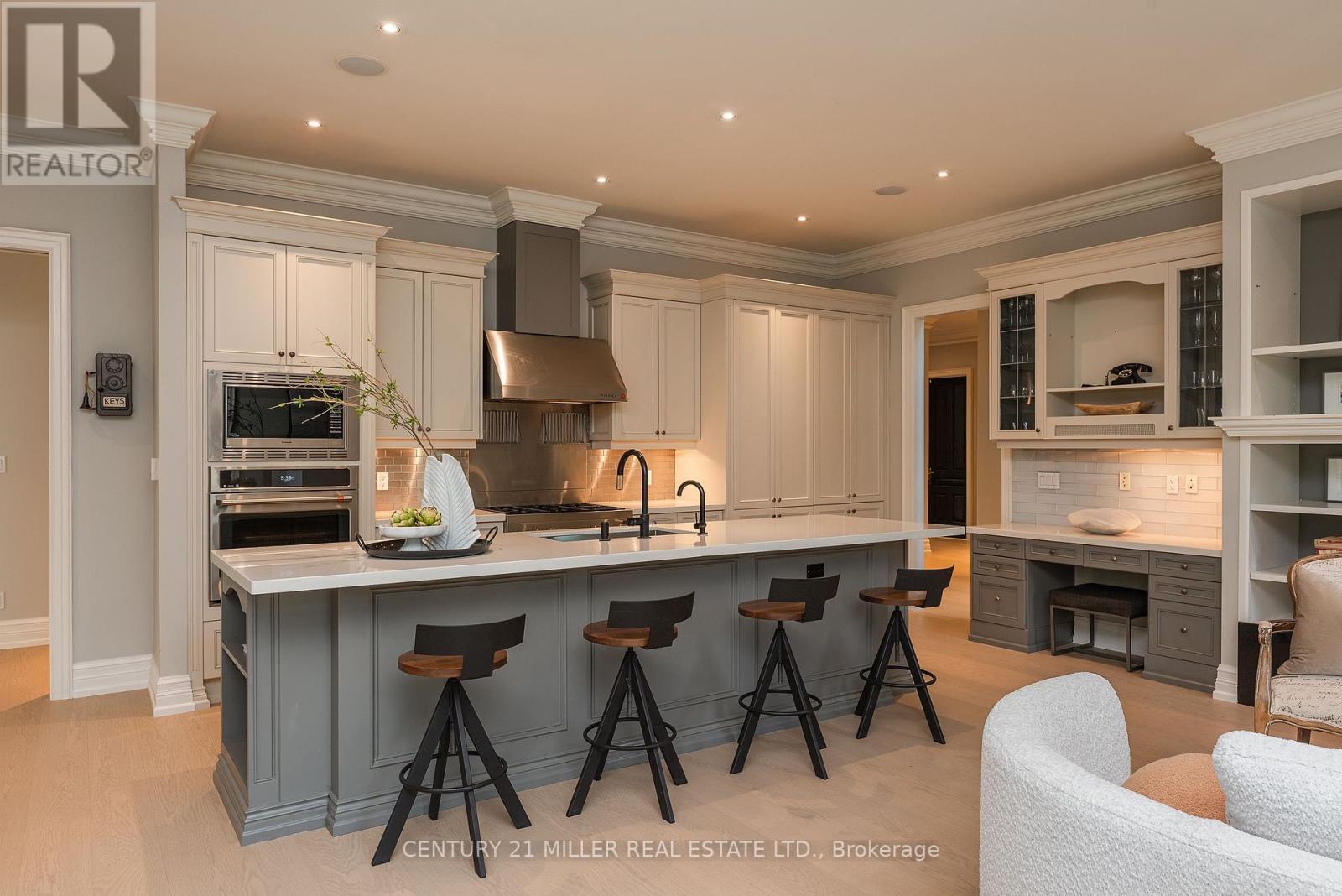 370 Poplar Drive, Oakville, Ontario  L6J 4E4 - Photo 12 - W12168800