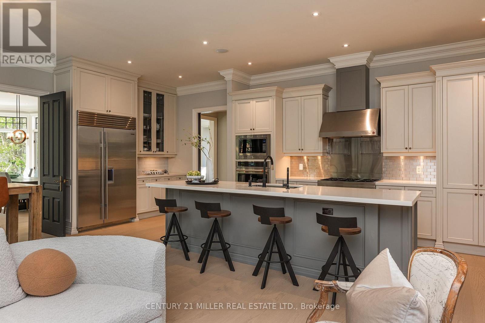 370 Poplar Drive, Oakville, Ontario  L6J 4E4 - Photo 13 - W12168800