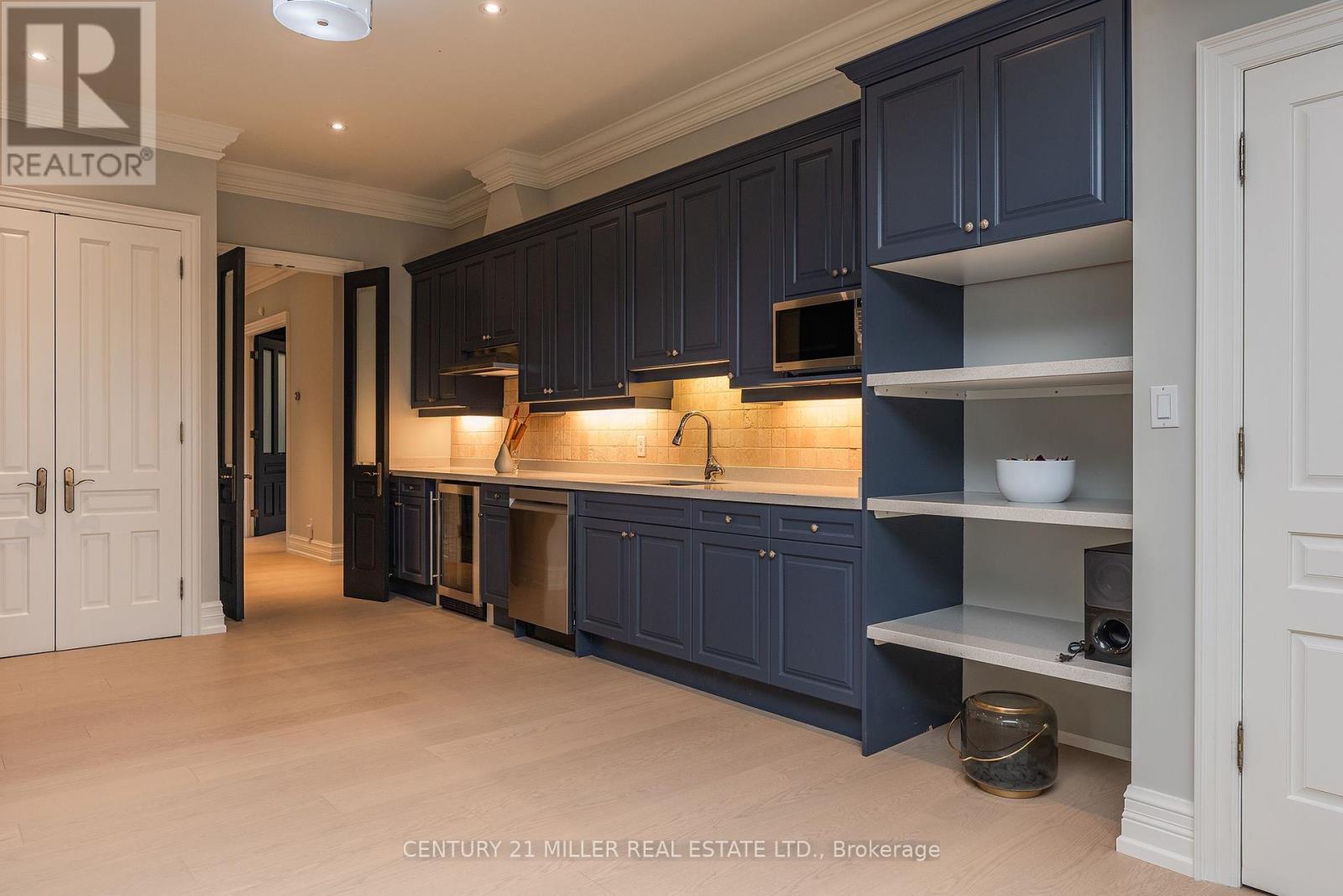 370 Poplar Drive, Oakville, Ontario  L6J 4E4 - Photo 20 - W12168800