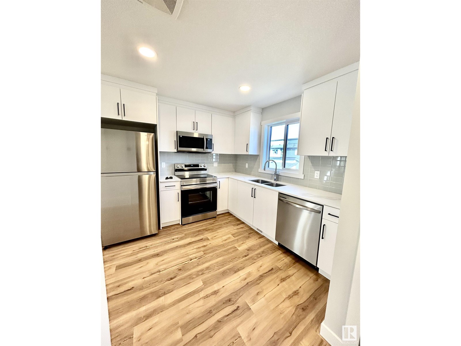 8029 Cedric Mah Rd Nw, Edmonton, Alberta  T5G 2Z5 - Photo 30 - E4438085