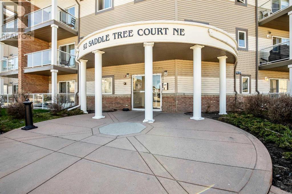 Property at 204, 92 Saddletree Court NE image 4
