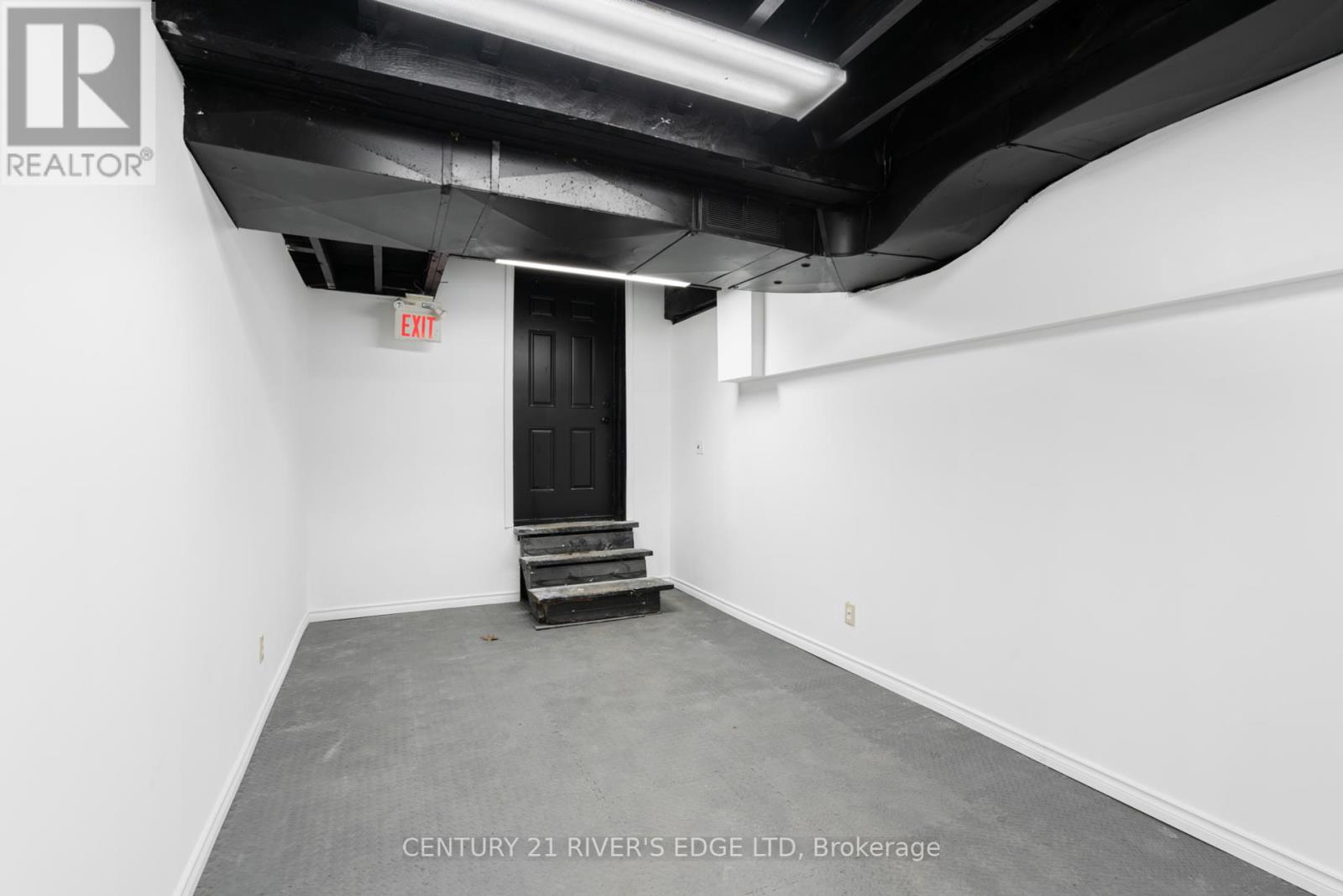 4 Schofield Avenue, Brockville, Ontario  K6V 4M4 - Photo 32 - X12166549
